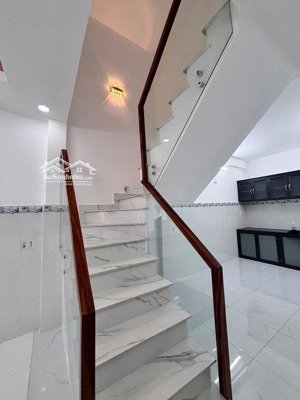 nhà mặt tiền hẻm huỳnh tấn phát,nhà bè.cách đường huỳnh tấn phát tầm 50m. 53m2 sổ riêng, có hổ trợ