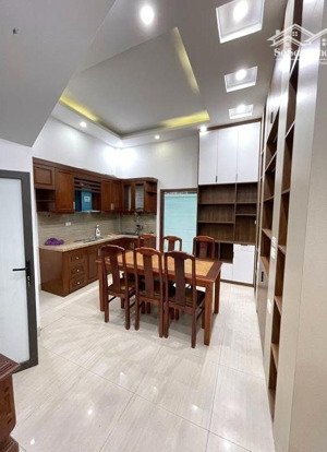 mặt tiền đẹp, an sinh tốt- kế bên tân mai- 42m- hơn 7 tỷ