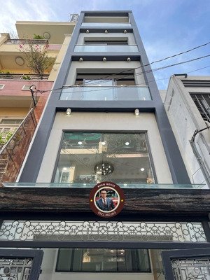 bán nhà hxh giá siêu hời chỉ 9 tỷ tại cách mạng tháng tám, p11, q3, hcm