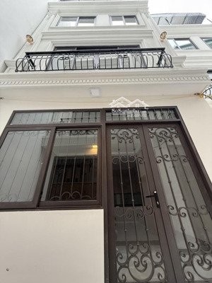 cực hiếm, oto 16 chỗ đậu cửa cự khối - long biên 34m x 4t giá nhỉnh 4 tỷ