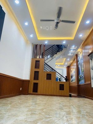 bán nhà 3t hẻm ôtô đường đình phong phú tăng nhơn phú b cho thuê 12tr/th 7.2 tỷ