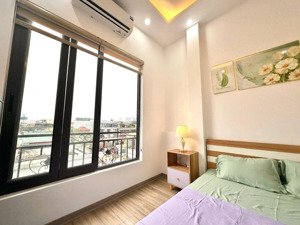 bán gấp ccmn phố giáp bát. dt61m2x6t. thang máy. full đồ. 3 thoáng. 10m ra ô tô tránh, dt 55tr/th.