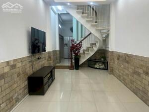 RẺ BẤT NGỜ! MT ĐƯỜNG SỐ 4 CƯ XÁ ĐÔ THÀNH, Q.3- 5 TẦNG- CHỈ 8.9 TỶ CHỐT NGAY KẺO LỠ.