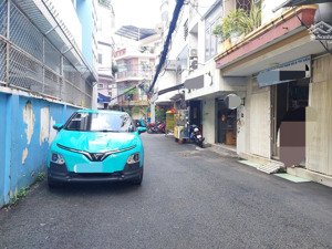 xe hơi đến nhà quận 4 đường số nội bộ vĩnh hội 8 tỷ