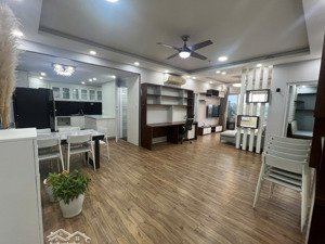 cần cho thuê gấp căn hộ chung cư hùng vương plaza 3phòng ngủ 3wc 22 triệu/tháng đầy đủ nội thất