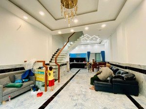 bán nhà 4 tầng ngang 5m tại hương lộ 2, 6,4 tỷ, 65m2, hàng hiếm tại bình tân, hcm