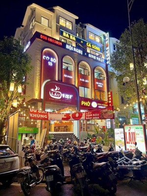 cho thuê mbkd cực đẹp tại ô chợ dừa - mặt tiền khủng - vị trí đắc địa - traffic cực tốt