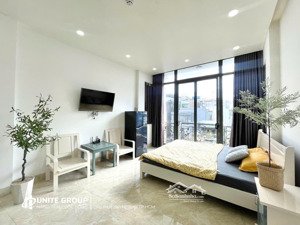 thuê căn hộ studio ban công full nội thất gần bệnh viện hoàn mỹ phan xích long
