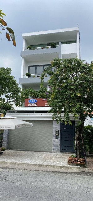 cho thuê mặt tiền d3 vừa ở vừa kinh doanh