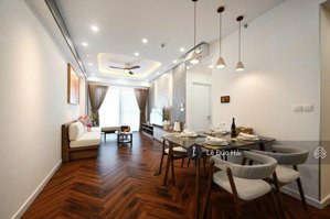 siêu phẩm the antonia ! cho thuê 2pn nội thất cao cấp view biệt thự sẵn sàng ở ngay giá 33 triệu