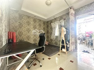 ở ghép phòng trong nhà nguyên căn cực kỳ yên tĩnh, đầy đủ tiện nghi và giờ giấc tự do tân phú