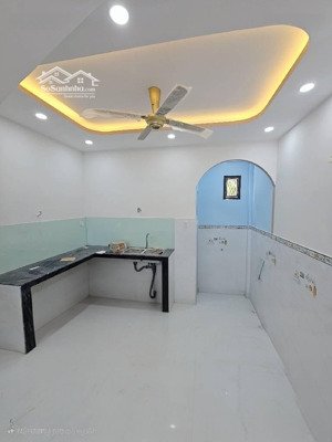 bán nhà tân kỳ tân quý, hxh, 53m2, 4.9 tỷ