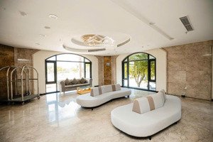 chuyển nhượng khách sạn 4 sao - khu phố hàn quốc- kinh doanh dòng tiền tốt