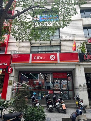 cho thuê nhà mặt phố hàng mã, diện tích sử dụng:200m2, mặt tiền:5m, kinh doanh rất ổn !!!