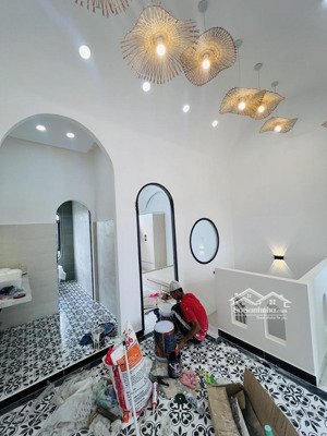 bán nhà xây mới 100% hồ n lãm 3pn, 3wc, 66m2, 2 tầng. giá chỉ 4.0 tỷ. hẻm thông 4m sát võ văn kiệt