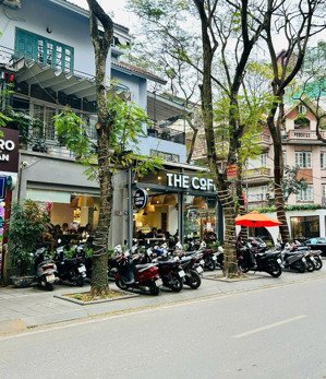 cho thuê nhà mặt phố xuân thủy vị trí trung tâm sầm uất, tuyến phố kd cực hot, dt 40m2, mt 3m,28tr