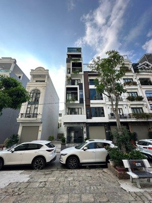 bán căn nhà 5 tầng có thang máy tđc lê hồng phong - diện tích: 60m2 xây 6 tầng + 1 tum.khu phân lô