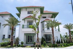 cần bán căn liền kề 60m căn góc đối diện vườn hoa tại sun urban phủ lý hà nam