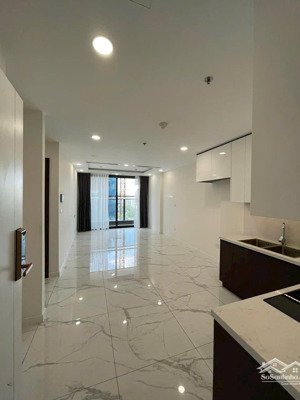 bán căn hộ sunshine sky city q7 , 2pn 2wc 73m2 . giá tốt nhất hiện tại : 4ty650 triệu