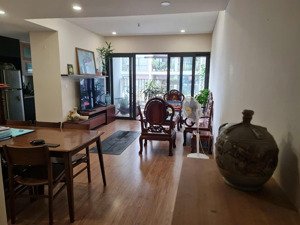bán ch 2pn2wc 81m2 tòa sky park residence,3 tôn thất thuyết, tầng trung view thoáng, ban công mát.