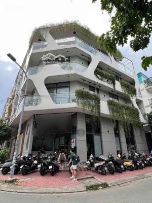 vip!!!siêu đẹp!!! góc 2 mặt tiền đường phan kế bính phường đa kao quận 1