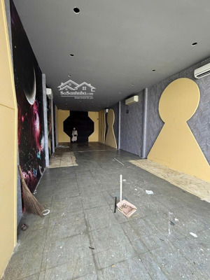 cho thuê nhà mặt tiền bờ hồ huỳnh cương ngang hơn 4m giá dưới 20 triệu