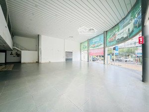 cho thuê góc mặt tiền trung tâm quận ninh kiều cần thơ hơn 1000m2