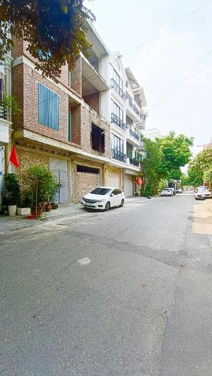 khu tái định cư thanh am ngõ to như phố vỉa hè ô tô tránh đầu tư đỉnh dt 90m2 3t giá 15 tỷ