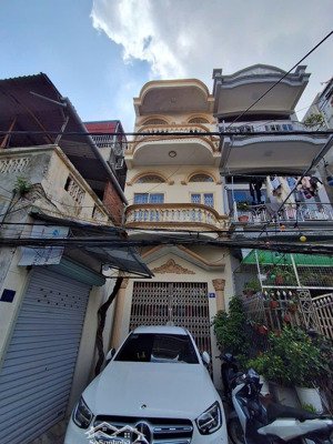 bán nhà 3 tầng cũ phù hợp cho sửa chữa..tại phố tôn đức thắng lê chân hải phòng ngõ 5m ô tô ra vào