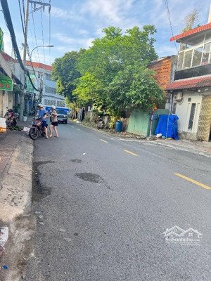 bán nhà 2 mặt tiền đường 8m trương văn thành -hiệp phú 88m2(4x22)- chỉ 7,5 tỷ - sổ hồng riêng -5 pn