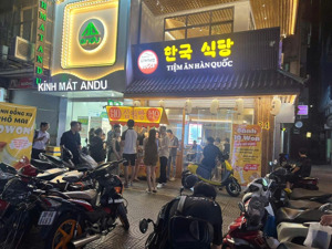 hàng hiếm vị trí vàng mặt phố chùa láng ngay gần đại ngoại thương kinh doanh mọi mô hình