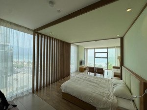 cho thuê căn góc 2pn tầng cao, view trực diện biển tại fusion suites, giá rẻ, hđ lâu dài