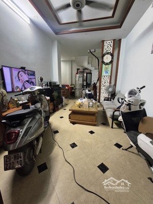 cc cần bán nhà trương định- ba gác đua -45m2-5t- 9.5 tỷ (ctl) - 2 mặt thoáng sáng