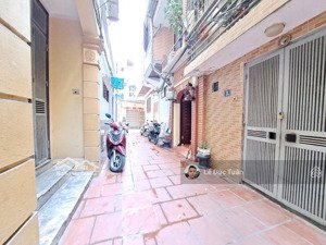 chính kinh - thanh xuân, ngõ trước nhà 3.5m, dt 32m x 5 tầng, cách 20m ra oto tránh và bãi gửi xe