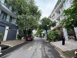 còn 1 căn duy nhất mặt tiền đường số 31d, quận 2, view công viên cao đức lân, giá 17 tỷ