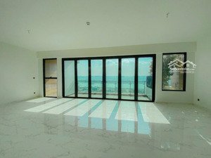 cho thuê sky mansion 5pn nội thất cơ bản. giá 85 triệu/tháng