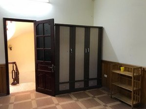 chính chủ cho thuê nhà riêng nguyên căn dt 50m² x 3.5 tầng, giá 10 triệu/tháng