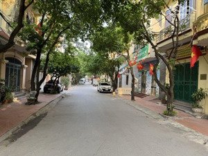 hiếm có khó tìm, chỉ hơn 8 tỷ siêu phẩm phân lô, vỉa hè, đường 3 ô tô tránh, kiến hưng hà đông