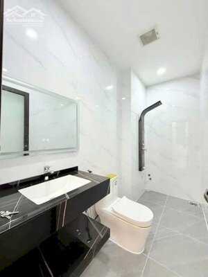 Giàm mạnh 1 tỷ còn 3 tỷ 9 - ngôi nhà 65m2 Nguyễn Triệu Luật - Q. Bình tân 1T3L mới 100% SHR