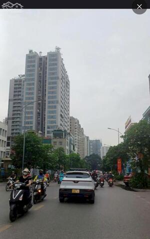 Mặt phố Vũ Trọng Phụng - Vỉa hè rộng kinh doanh sầm uất - Quy hoạch ổn định