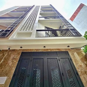 bán toà chdv phố hàm nghi, 7 tầng thang máy, 57m2 ,11 phòng kk ,1 ngủ 1 khách,nhà cách phố chỉ 80m.