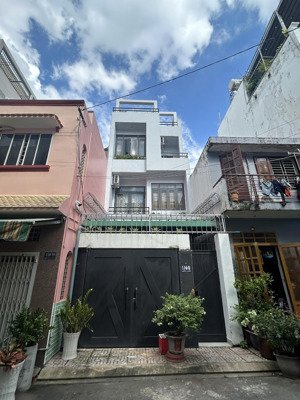 nhà hxh 8m đường đồng đen gần âu cơ chỉ 9,8 tỷ tl