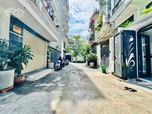 hẻm xe tăng lê đức thọ - 5 tầng - 5x15m - sổ vuông vức- có thang máy - nhỉnh 10 tỷ