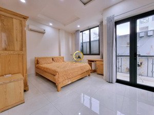 căn hộ balcon/ cửa sổ thoáng view sông, gần cầu trần quang diệu, hoàng sa - q3