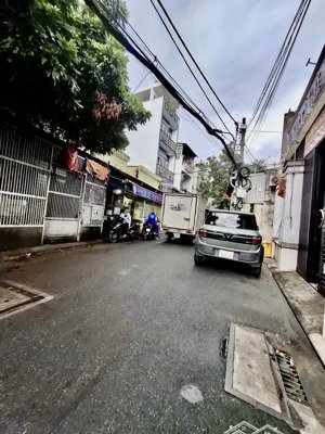 bán nhà hxh thạch lam luỹ bán bích dt 90m2 chỉ 9 tỷ