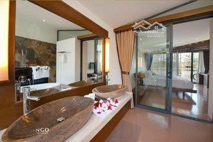 cần tiền bán gấp biệt thự flamingo đại lải: 3 - 3.5 tỷ. lh 