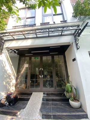 bán cc mini, đ. yên hòa, 73m2 nở hậu 2 mặt thoáng, 24,4 tỷ, 20p dòng tiền 95tr/tháng