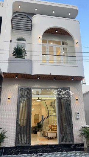 thanh lí gấp căn trệt lầu dt 81.5m2 ngay tân liêm cạnh kdc phong phú 4 giá mềm