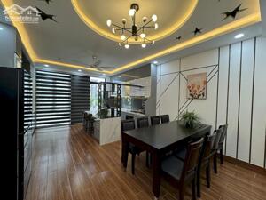 Hẻm xe hơi Điện Biên Phủ phường 11 quận 10 (4.5mx12.4m) trệt 3 lầu giá 12.5 tỷ thương lượng.