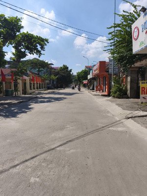 lô góc an bình cạnh kcn thuận thành, nút giao vđ4- đường sân bay dt60m2 1.3tỷ